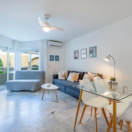 Apartment Carihuela With Pool And Free Parking 5 M