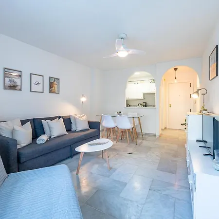 Carihuela With Pool And Free Parking 5 M Apartment