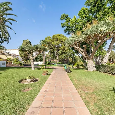 Carihuela With Pool And Free Parking 5 M Apartment